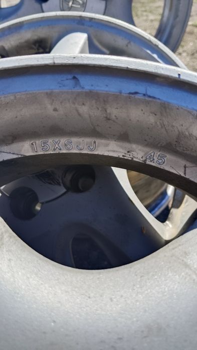Продам диски без шин на Тойоту. 5х114.3