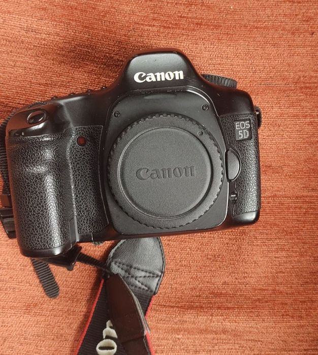 Canon 5D MK1 + battery grip
