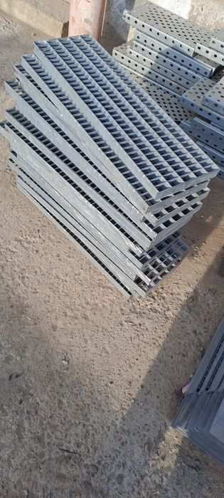 Trepte zincate 90x27