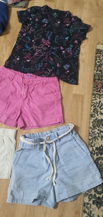 Вещи на девочку  маечки шортики сарафаны