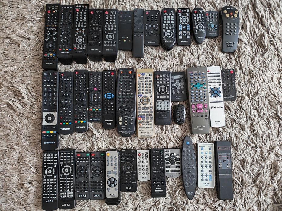Telecomanda Samsung,Philips,Lowe,Grunding,Akai,Horizon,Elta,JBL