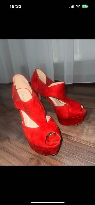 Botine / sandale cu toc și platformă