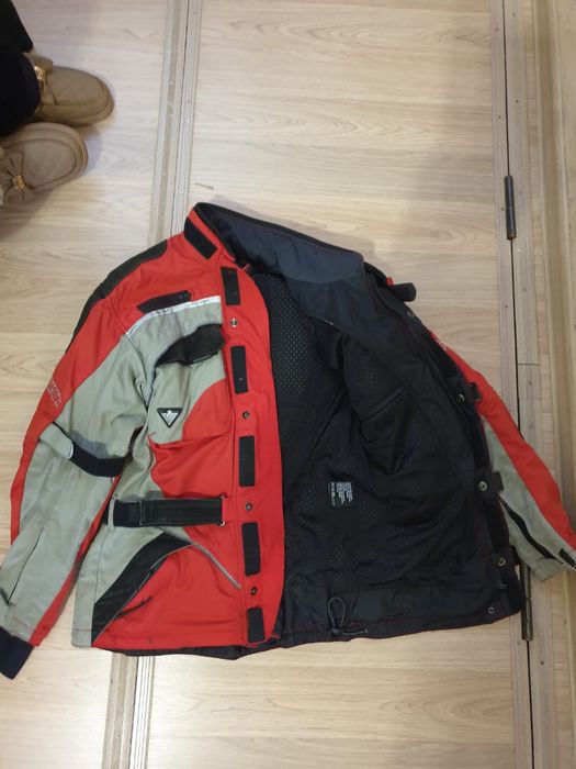 Мотоциклетный костюм