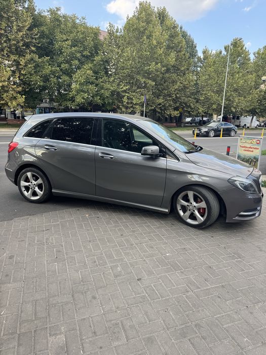 MERCEDES-BENZ B-Class 2013 — imagine 3
