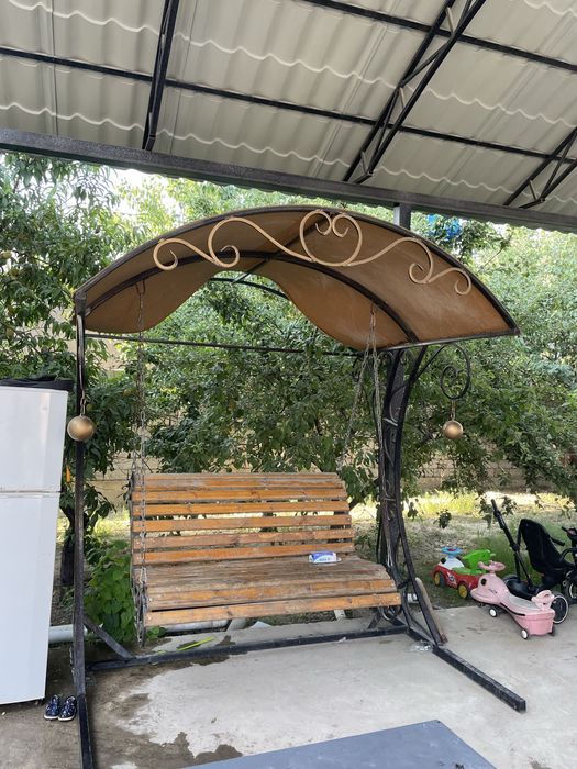 Качеля или качале качела