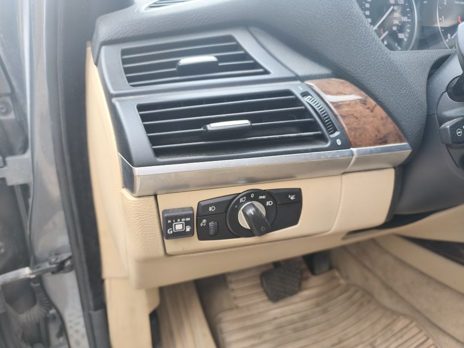 БМВ х5 4.8 на части