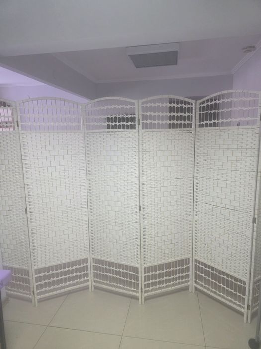 Продаётся,  кушетка,стул кресло,ширма