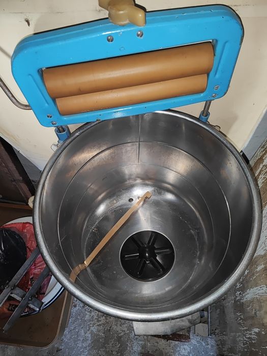 Продам стиральную машинку АЛМАТИНКА