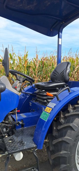 Tractor nou LOVOL 254 ROPS, 25 CP, 4x4, cu CIV (RAR)