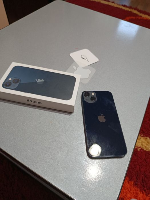 iPhone 13 simplu