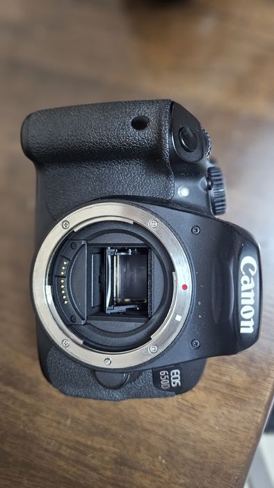 Фотоаппарат Canon 650d