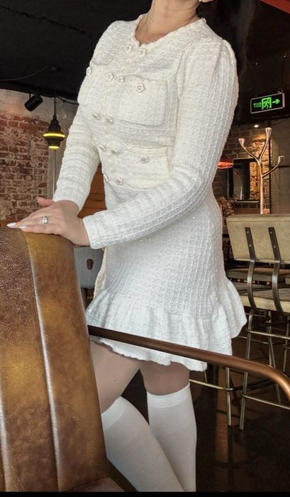 Рокля Self porthrait за ежедневни и празнични поводи