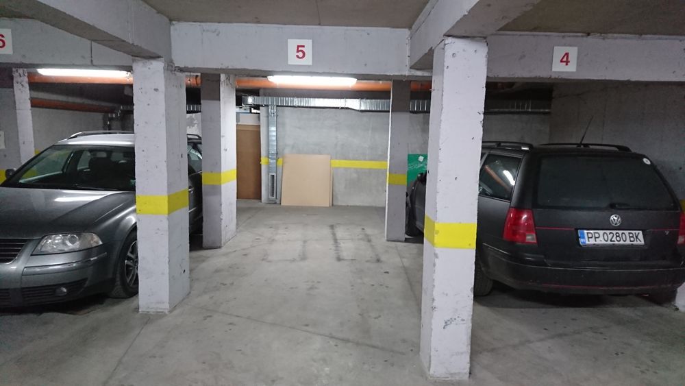 Дава се под наем Гараж / Паркомясто в София, Банишора - 15 кв.м за 51 € - Снимка #2