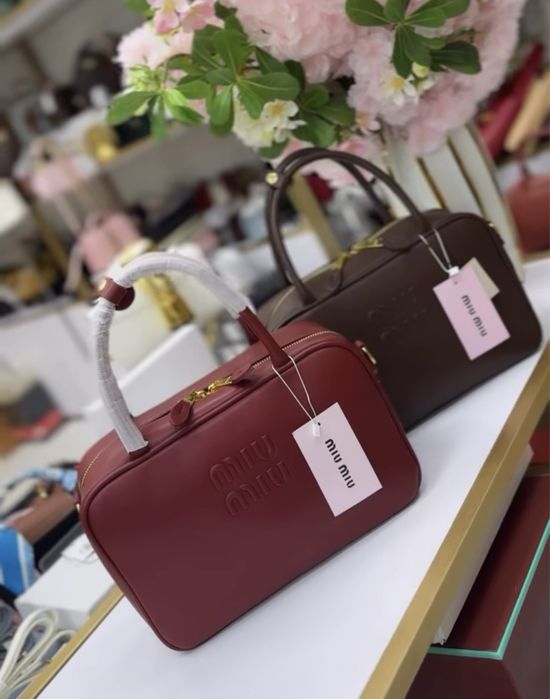 Сумка Miu Miu кожа