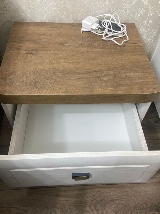 Продам спальный гарнитур