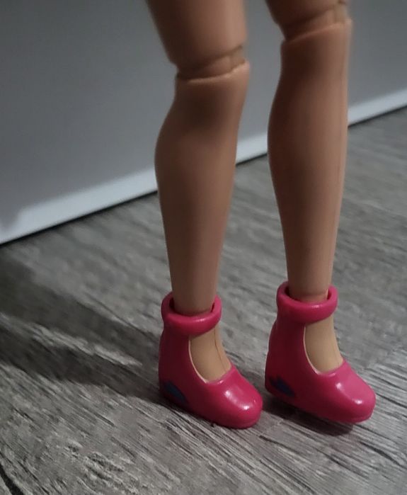 Barbie Giochi Preziosi interactivă 200lei