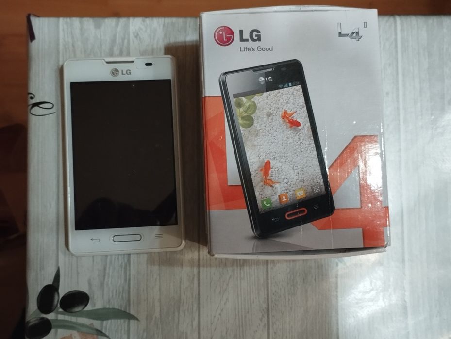 Смартфон LG E440/E 4-11
