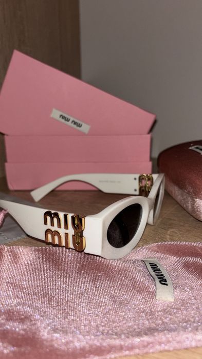 Ochelari de soare Miu miu