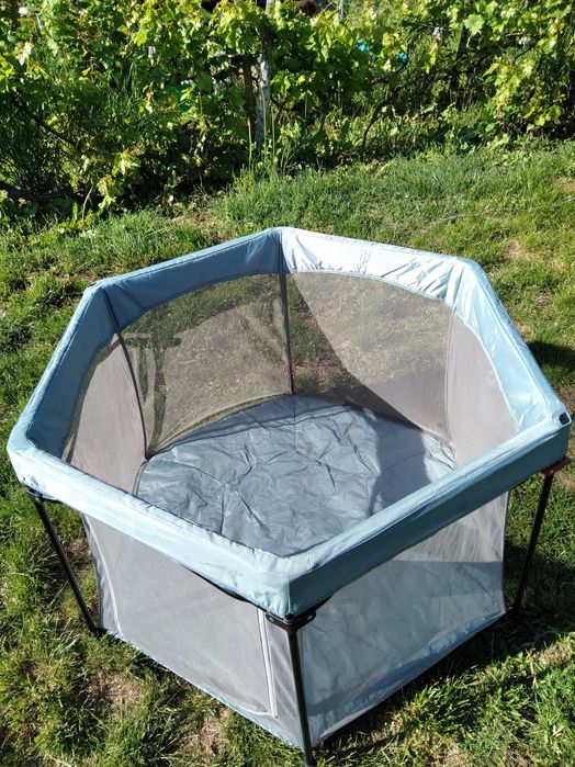 Fillikid Playpen London шестоъгълна, сгъваема кошара за игра
