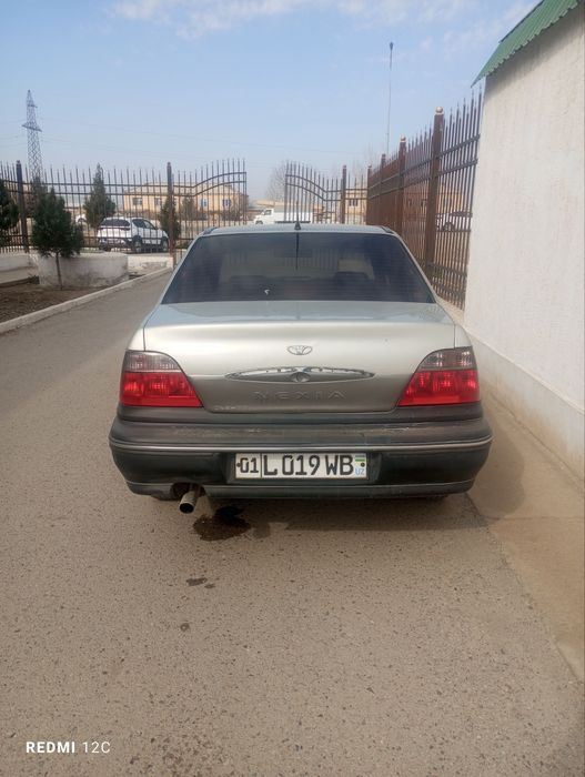 Nexia sotiladi sons 1,5 dvigatel