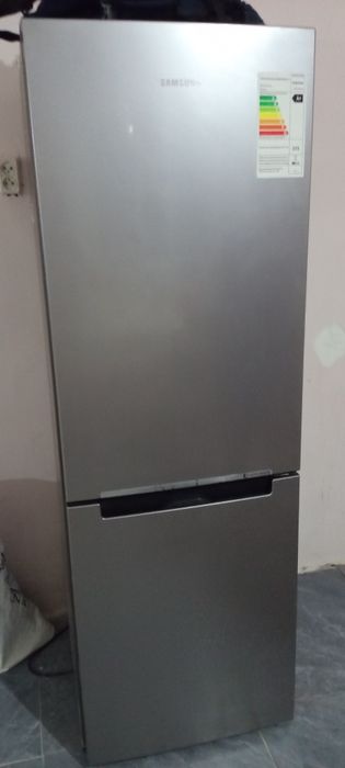 Холодильник samsung