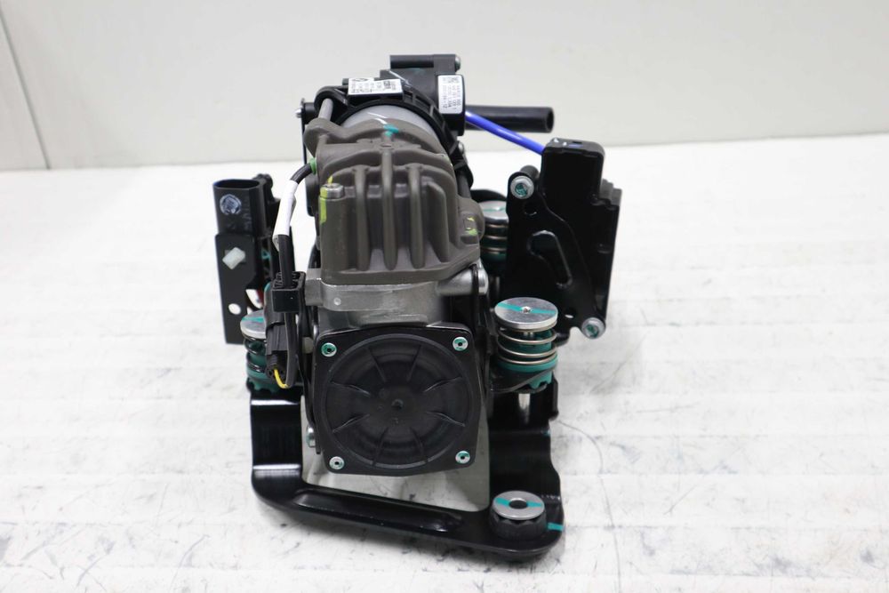 Чисто нов компресор БМВ Г11 Г12 Компресор окачване БМВ Г11 Г12