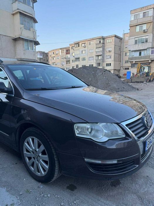 Vând Volkswagen Passat