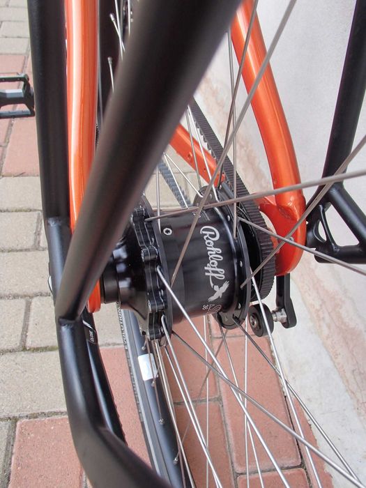 Bicicleta Cu Rohloff-Transmisie pe Curea