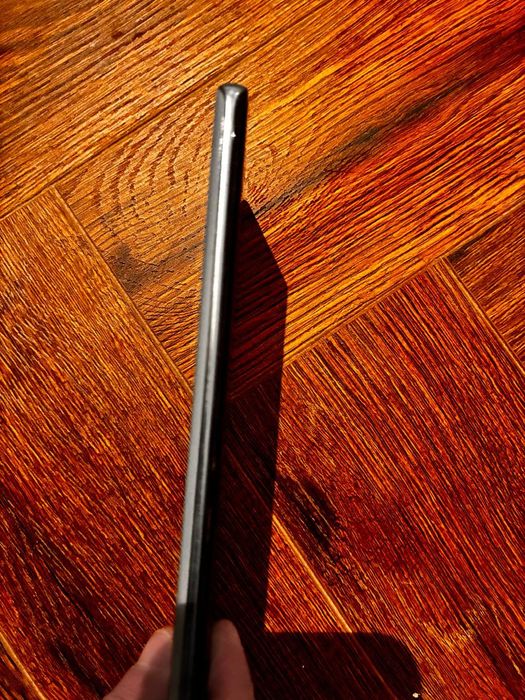 Продам Vivo v27.