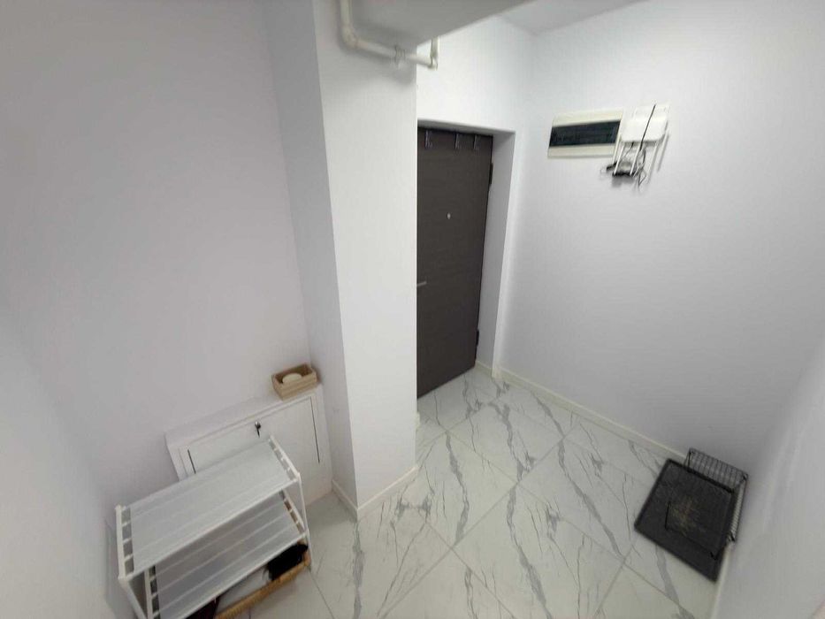 Inchiriere 2 camere bloc nou, parter cu terasa si gradina, zona N Grigorescu
