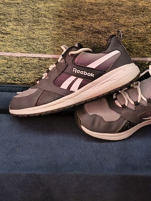 Маратонки reebok 39 номер