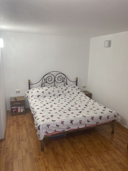 Se vinde casa cu 4 camere in Tulcea