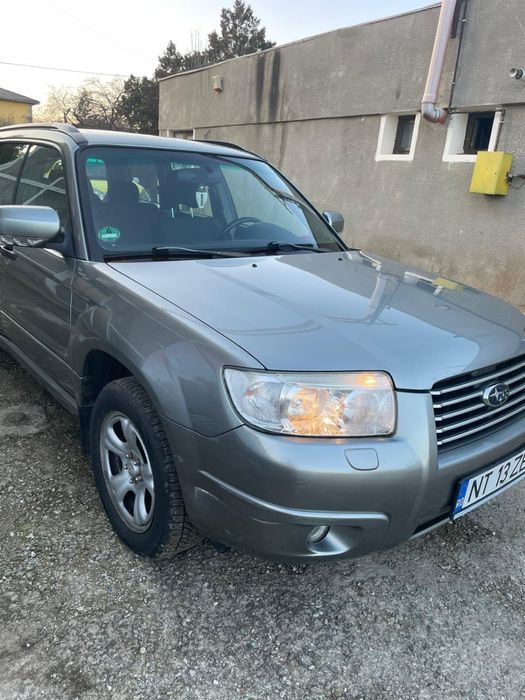 Subaru Forester AWD 2.0 benzina automat
