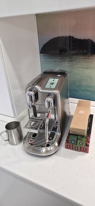 Espressor Nespresso Creatista Pro – in garantie + 50 capsule bonus