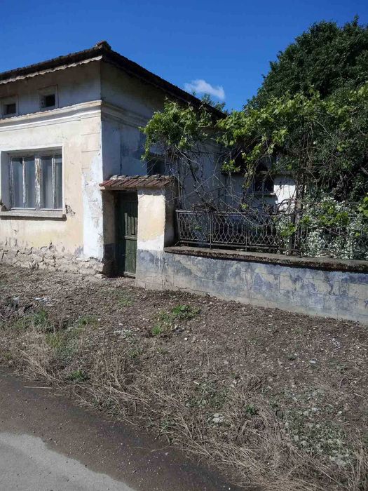 Продава се Къща в с. Хайредин, Област Враца - 88 кв.м за 55 €/кв.м - Снимка #1