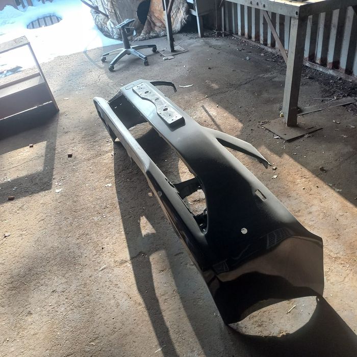 Бампер на камри 50