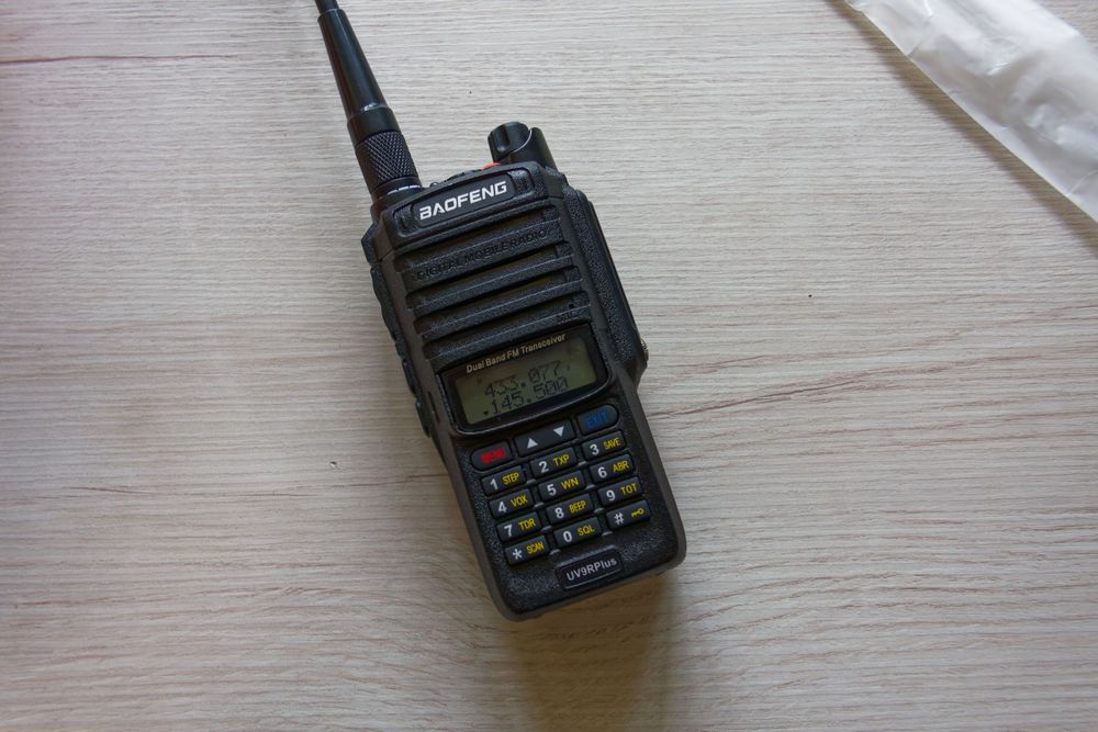 Рация Baofeng uv9r plus с двумя антеннами