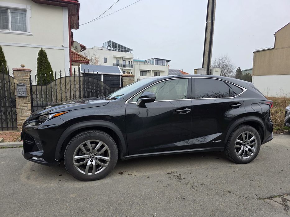 Lexus NX 300h hybrid
