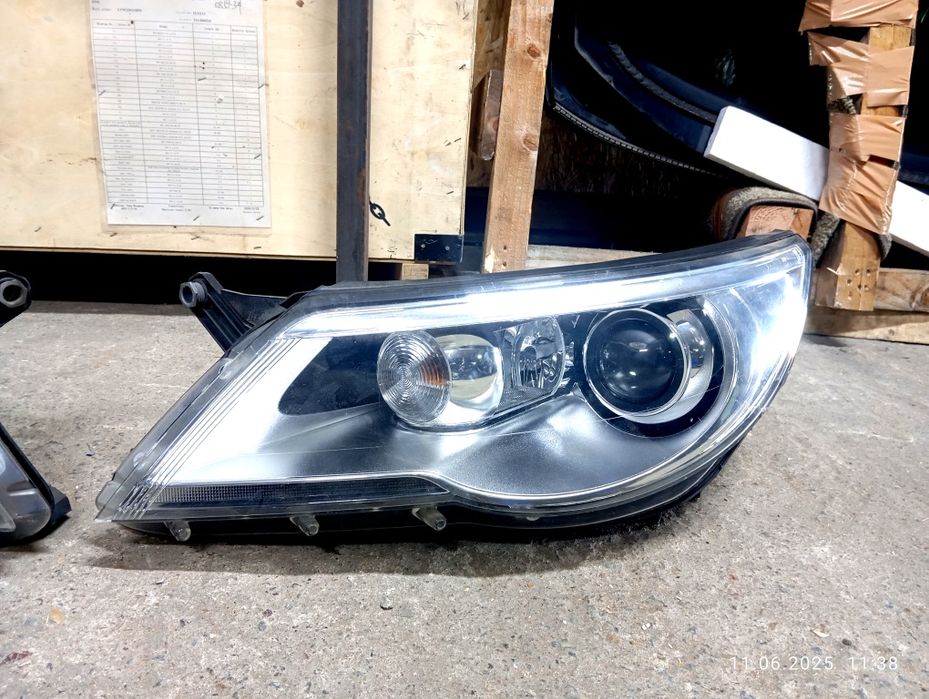 Фары Volkswagen Tiguan