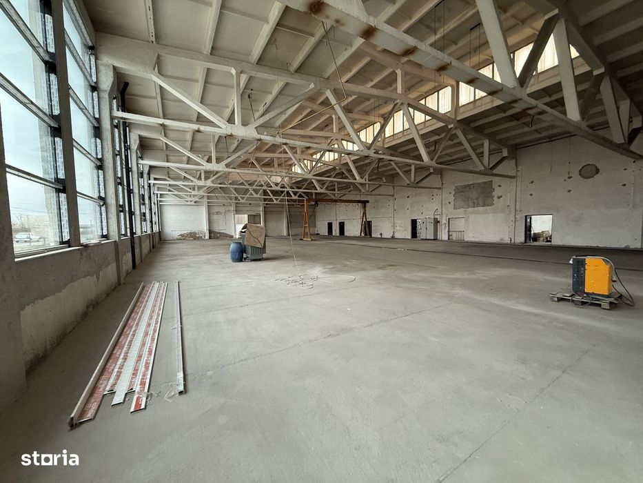 Centru comercial, spațiu comercial de închiriat în Carei, 50-1034mp