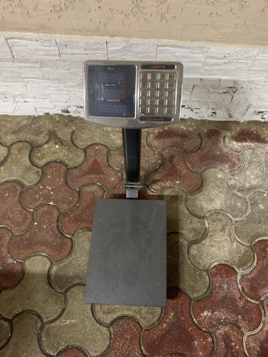 Весы напольные для товаров до 200 кг