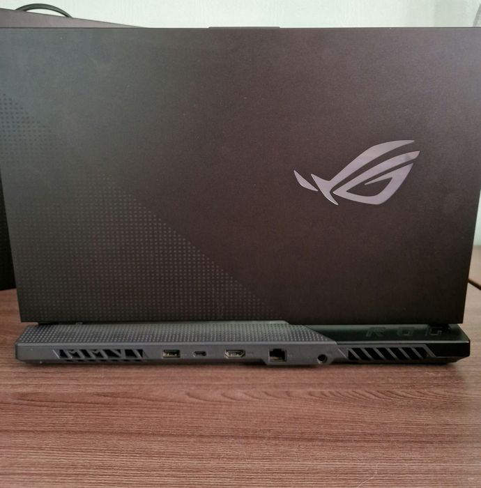 Продам игровой ноутбук Asus rog
