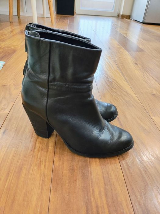 Боти естествена кожа