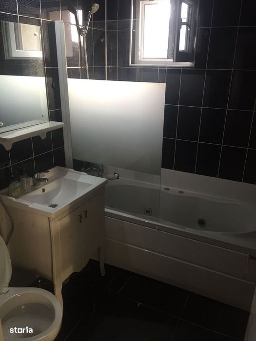 2 camere ,decomandat, 50mp ,Central , zona Parcul Central , Facultăți,