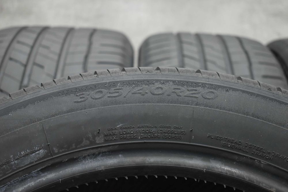 Гуми 305/40/20 Hankook 2 броя.