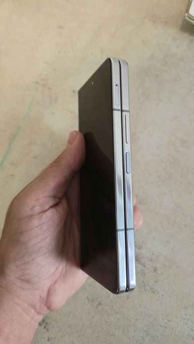 Samsung Fold 5 DS 512 Mb 12 Gb