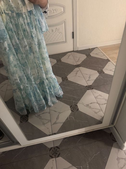 Продаю красивое  Платье