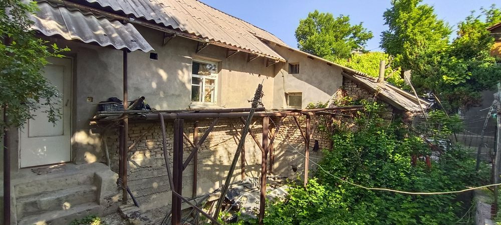 Prodaetsya uchastok