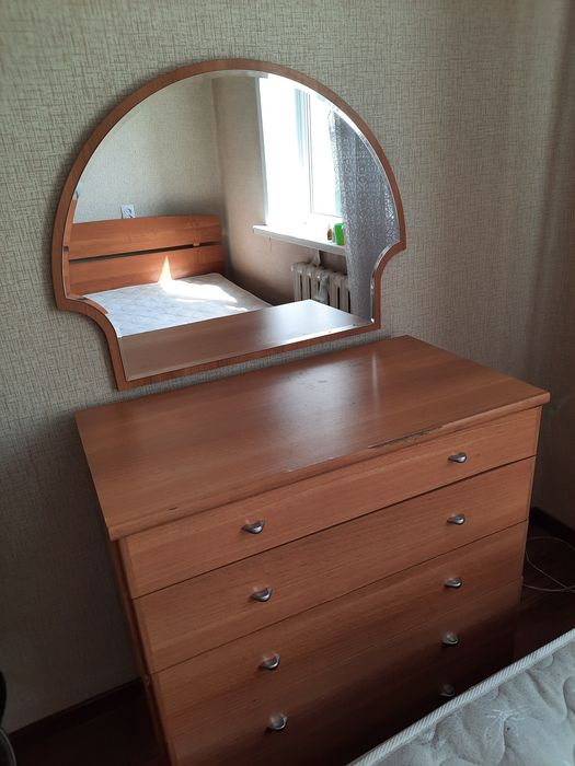 Продам спальную мебель