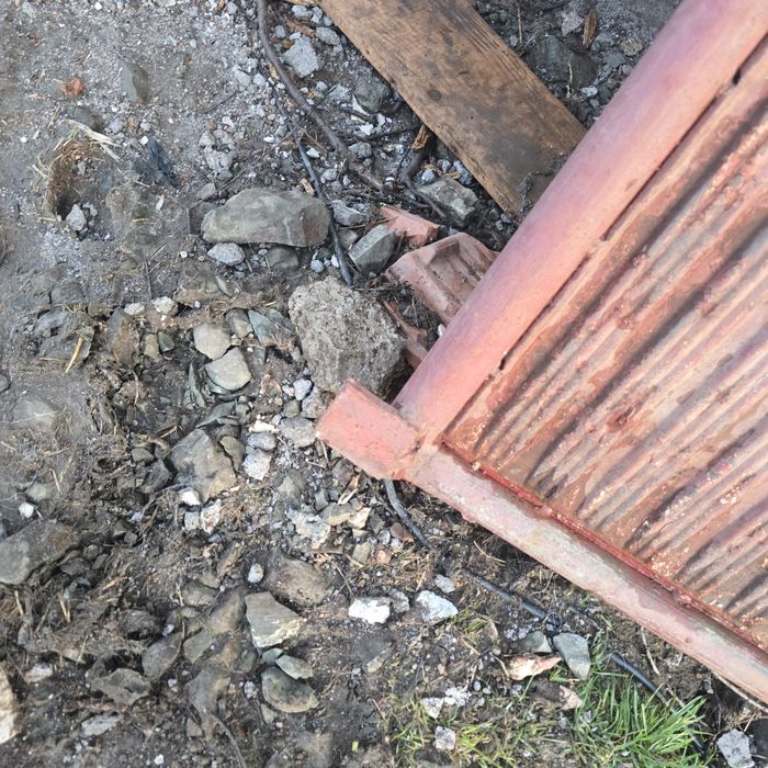 Портална врата 3м.+ 2 тръби по 3м.,6 панти